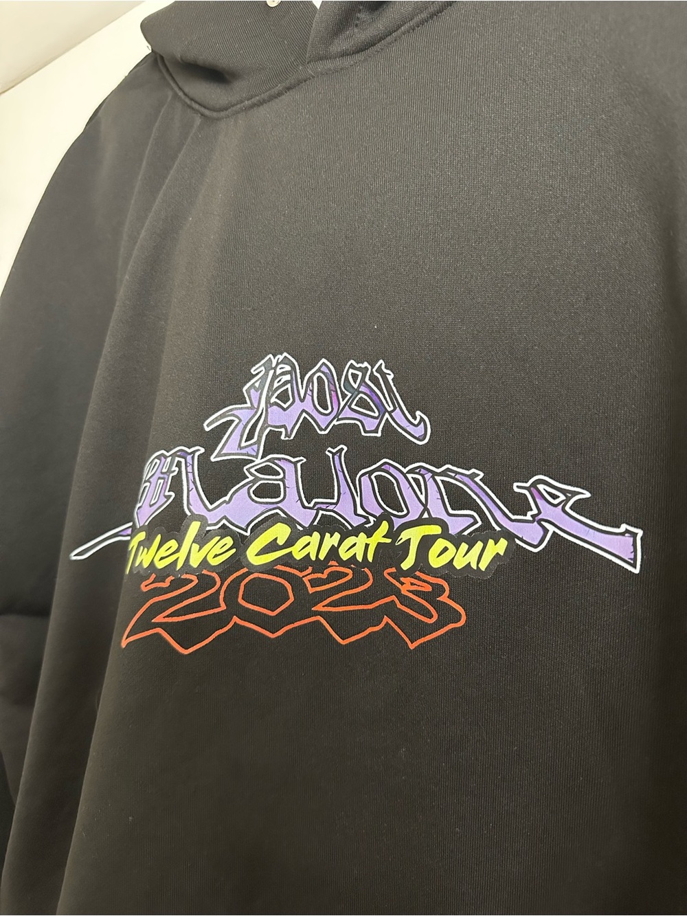 Post Malone Hoodie Mens Extra Large Black 12 Carat Tour Concert Sweatshirt (XL) - Picture 2 of 4